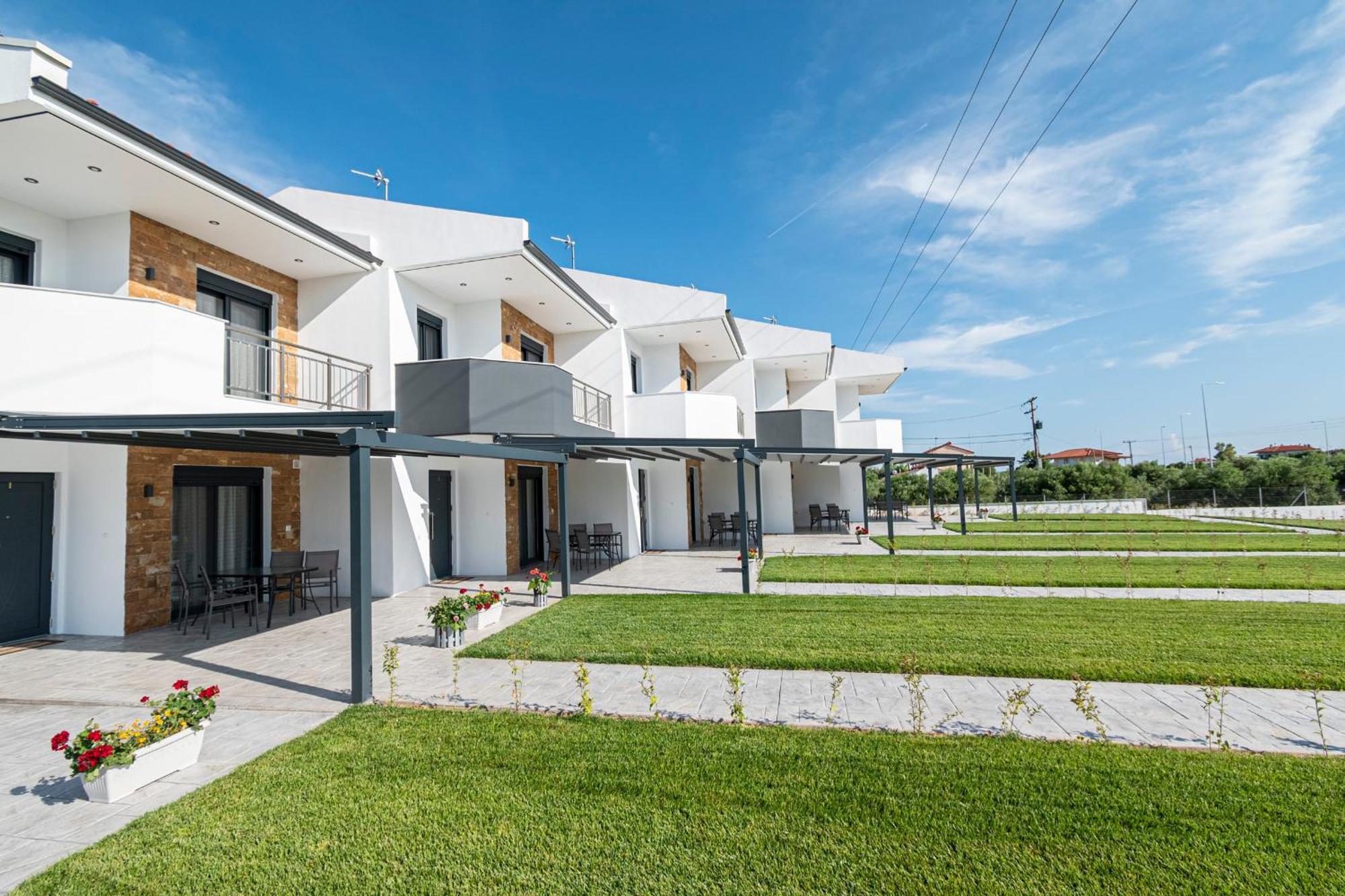 Chryssis Village By Travel Pro Services - Nea Potidaia Halkidiki Неа Потидея Екстериор снимка